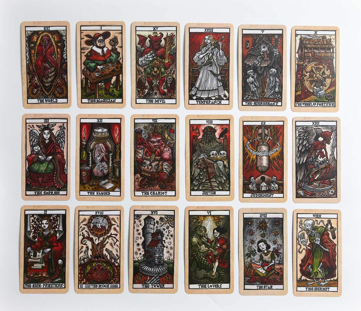 Tarot del Toro: A Tarot Deck and Guidebook Inspired by the World of Guillermo del Toro 